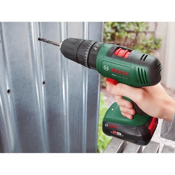 Bosch EasyImpact 18V40 + borrhammare (2x2,0Ah batteri) + AL18V-20 laddare i väska