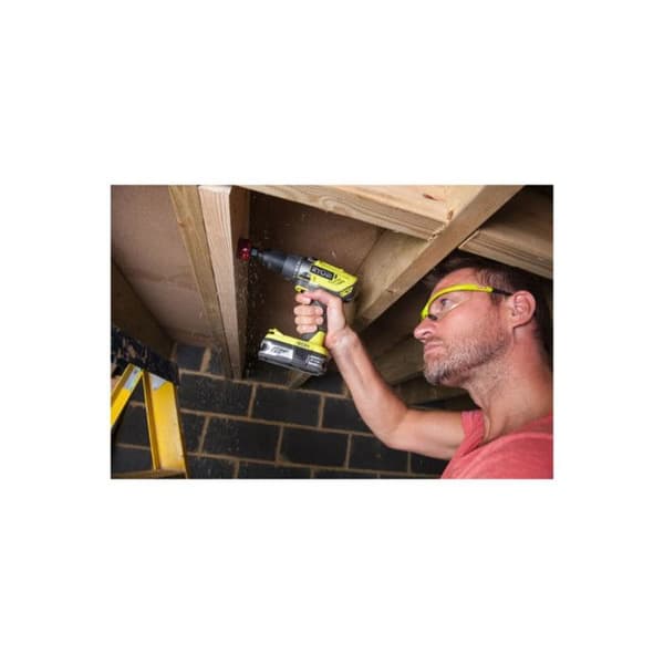 RYOBI One+ 18V borrskruvdragare - 1 4,0 Ah batteri - 1 1,5 Ah batteri - 1 laddare - 1 tillbehörslåda - R18DD3-2415BSA31