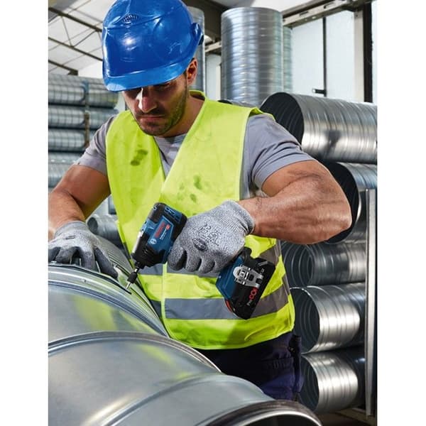 18V GDR 18V-200 slagdrivare (utan batteri eller laddare) i L-BOXX box - BOSCH - 06019J5106