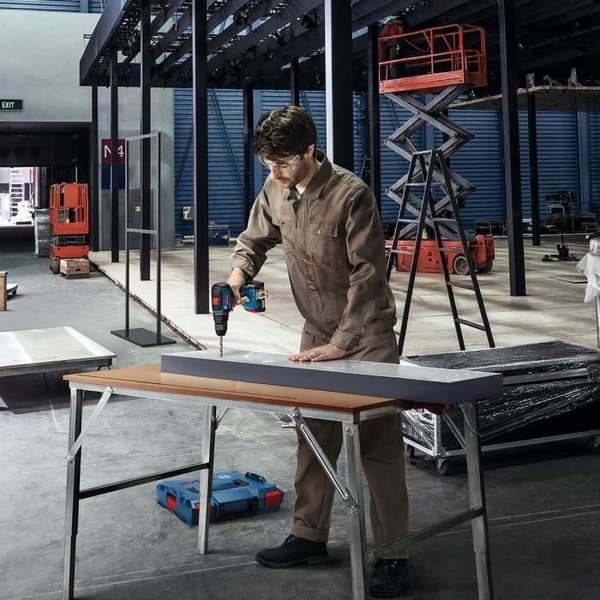 Bosch Professional GSR 18V-55 borrskruvmejsel - 2 2,0Ah batterier - GAL 18V-40 laddare