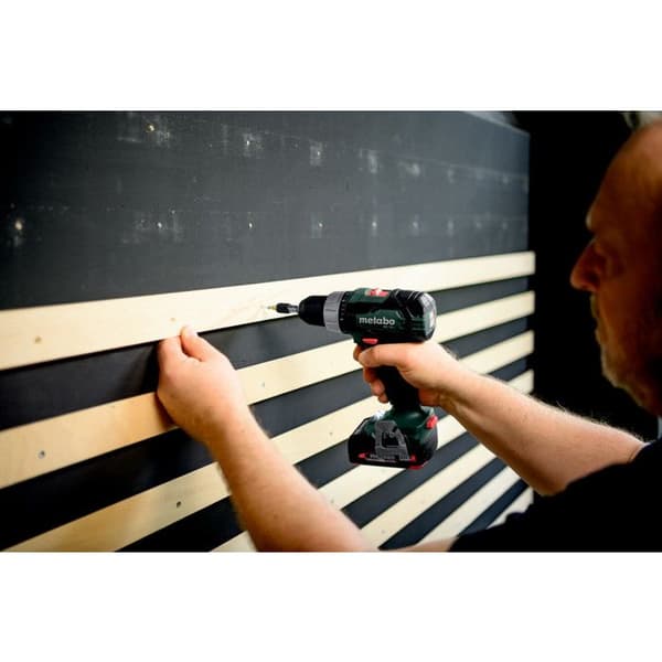 Trådlös borrskruvdragare - METABO - BS 18 L Set - 2 batterier 18V2.0Ah - laddare - tillbehör