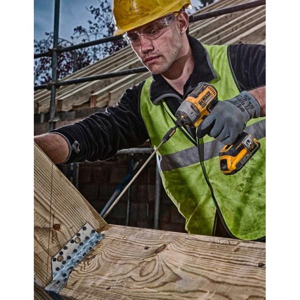 Kit 2 18V verktyg: Borrskruvdragare COMPACT (DCD791) + slagskruvdragare (DCF887) DEWALT DCK268P2T
