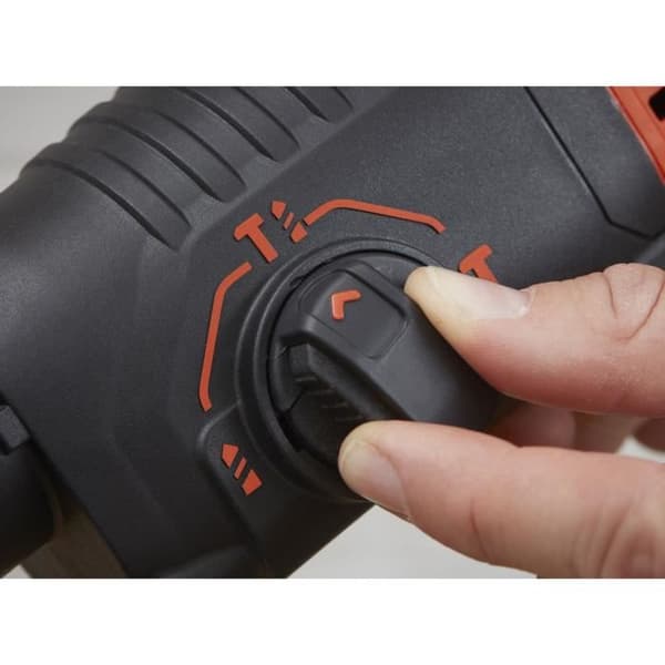 BLACK+DECKER BEHS01-QS Slagboremaskine med ledning - Boring, simpel boring og mejsling 1,6J