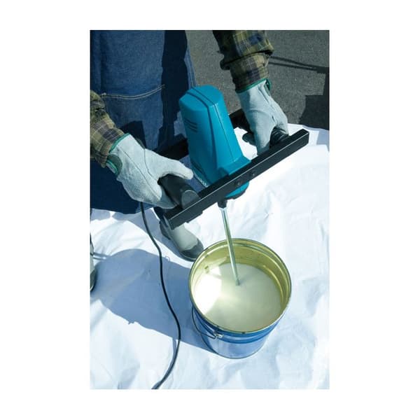 MAKITA UT1200 960W Blandare