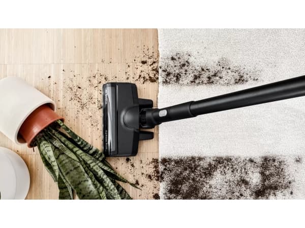 Bosch Serie 8 BCS82MAT14, Kuiva, 78 dB, Pussiton, Musta, 0,4 L, Akku