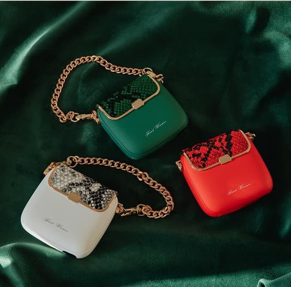 Powerbank 10000mAh QW-N218 Mini Kvinnor Handväska - Vit