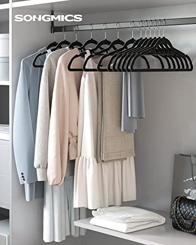 Songmics Velvet Hangers, 20 klädrock hängare, icke-halk, 360 ° svängbar krok, svart