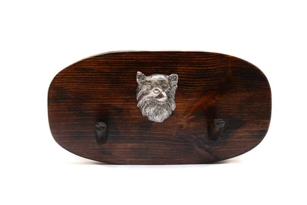Pitkäkarvainen Chihuahua - asusteripustin, mitaliripustin koiran kanssa, Art-Dogin avainkoukut