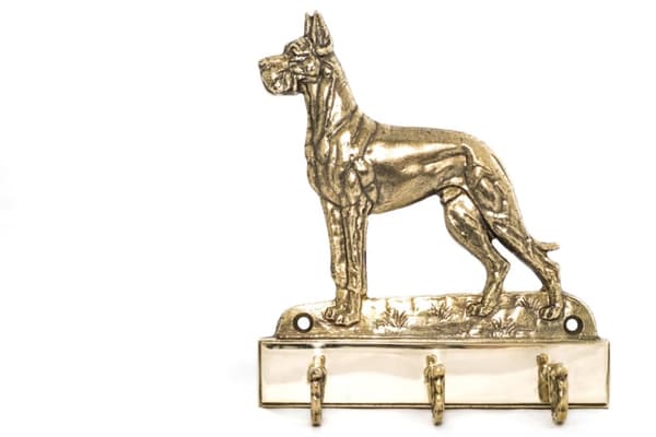 Great Dane I - nyckelhängare med hund, mässingshållare för hundtillbehör, elegant halldekoration av Art-Dog