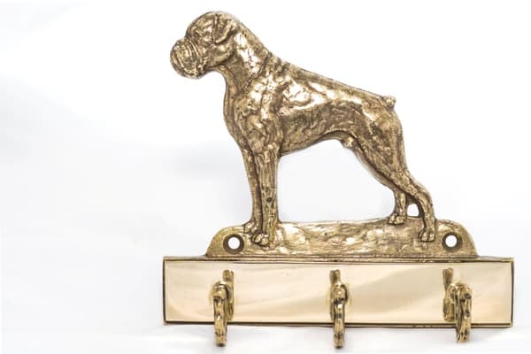 Boxer, Boxer I - nøgleophæng med hund, messingholder til hundetilbehør, elegant korridordekoration af Art-Dog