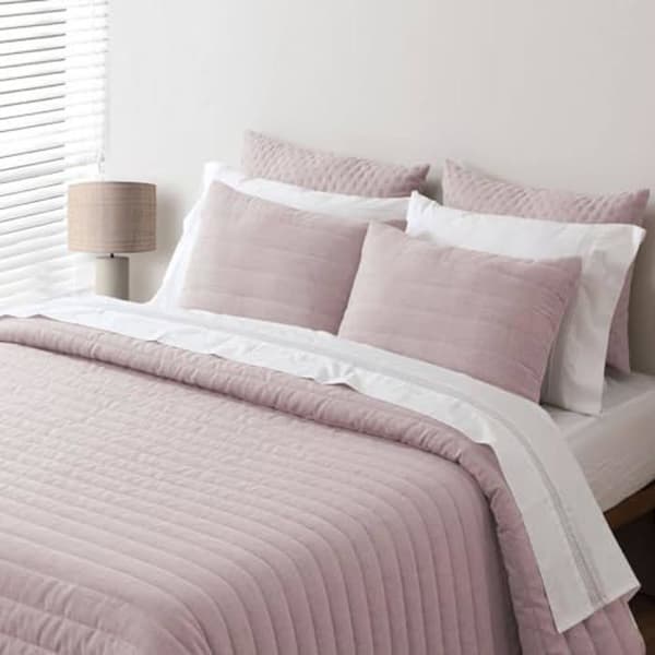 Överkast - PIERRE CARDIN - Rosa linneboutis - 235 x 270 cm - Fin vaddering - 2 kuddfodral
