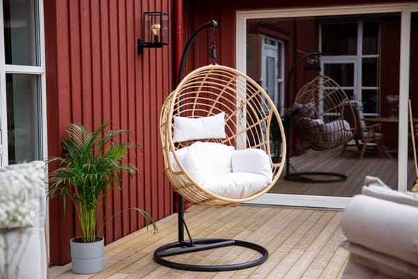 FURNLUX HÄNGSTOL FÖR UTOMHUSBRUK VIGA BEIGE & SVART 105CM
