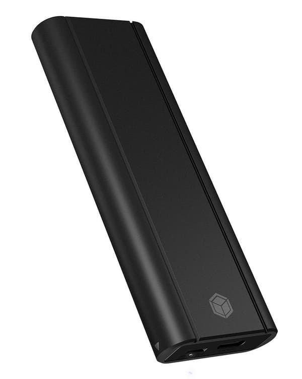 ydre M.2 NVMe-kabinet, uden værktøj, USB 3.2 (Gen 2) Type-C®/Type-A, aluminium, sort (IB-1807MT-C31) Sort