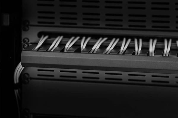 Renkforce RF-3429150 19 tommer Server rack kabinet kabelhåndtering 1 U Sort
