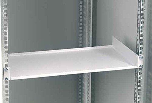 SCHÄFER 48,30 cm (19") hylde, 1 HU, fast installation, dybde: 250 mm, lysegrå RAL 7035 Hylden kan monteres i alle reoler med et 482,6 mm (19") niveau