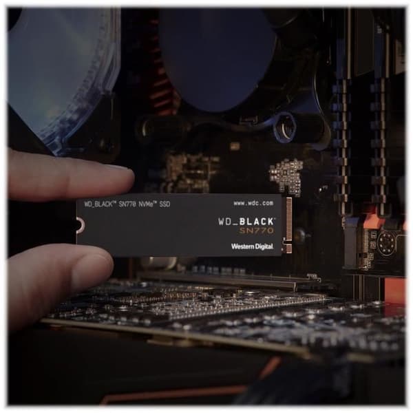 Intern SSD-enhet - SN770 NVMe - WD_BLACK - 2 TB - M.2 2280 - WDS200T3X0E - PS5-kompatibel