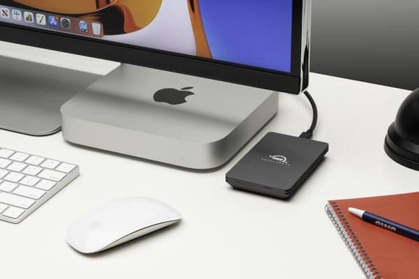 OWC Envoy Pro FX - Ulkoinen NVMe SSD - Thunderbolt 3 + USB-C - 2800 Mt/s - 1 Tt - Space Grey