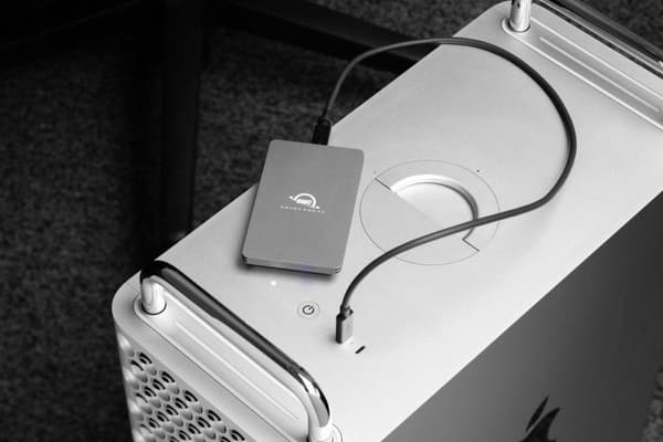 OWC Envoy Pro FX - Ulkoinen NVMe SSD - Thunderbolt 3 + USB-C - 2800 Mt/s - 1 Tt - Space Grey