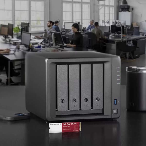Western Digital Hårddisk Ssd M. Red Sn700 2tb 2 Röd