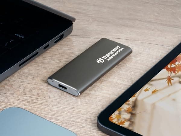 CLUB3D USB-autolaturi 1xUSB CA 63W 12/24V vähittäismyynti (CAC-1922)