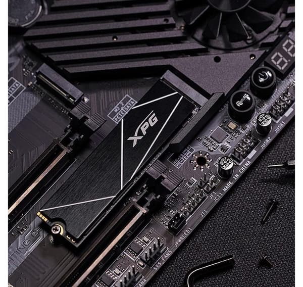 SSD ADATA xpg gammix s70 blade (4tb, m.2, pcie gen4, 3d nand, skrivehastighed 6600 mbytes/sek., læsehastighed 7400 mbytes/sek.)