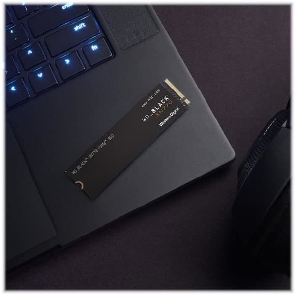 Intern SSD-enhet - SN770 NVMe - WD_BLACK - 2 TB - M.2 2280 - WDS200T3X0E - PS5-kompatibel