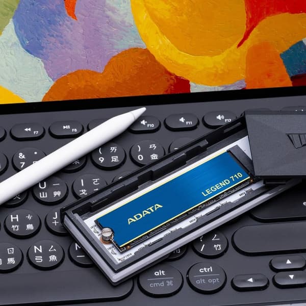 Hårddisk Adata Legend 710 256 GB SSD