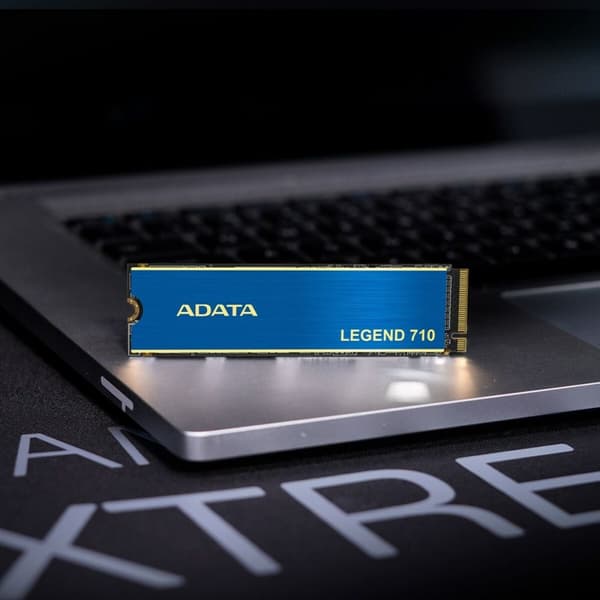 Hårddisk Adata Legend 710 256 GB SSD