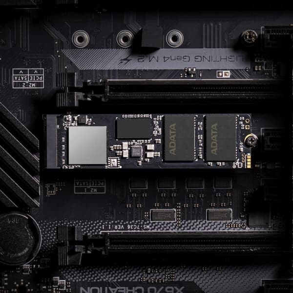 Hårddisk Adata GAMMIX S70 BLADE 512 GB SSD