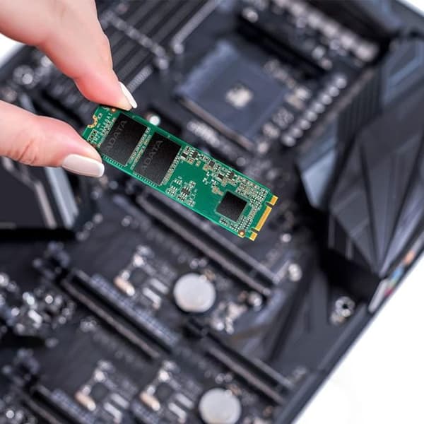 Adata SSD 1,0 GB Ultimate SU650 M.2 SATA - 4711085936028