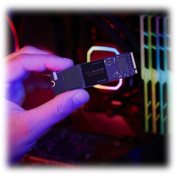 WD Blackâ „¢ - Intern SSD-enhet - SN750 SE - 1TB - M.2 NVMe (WDBB9J0010BNC-WRSN) + Battlefield 2042 GRATIS