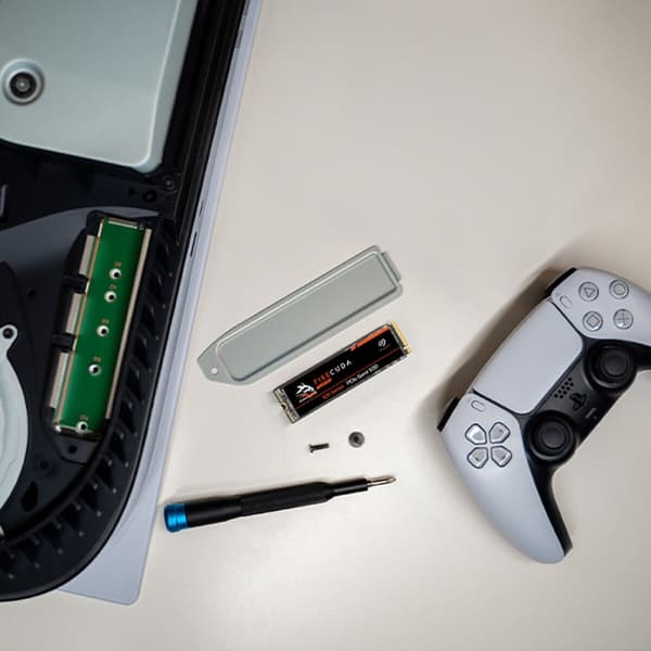 Hårddisk Seagate ZP2000GM3A073 2 TB SSD