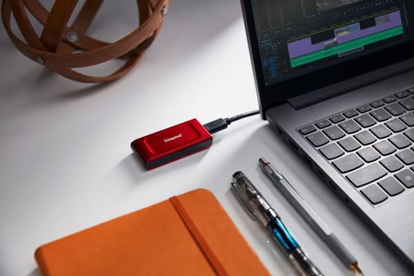 Kingston Technology 2 Tt:n ulkoinen XS1000, punainen, kannettava SSD-levy, USB 3.2 Gen 2