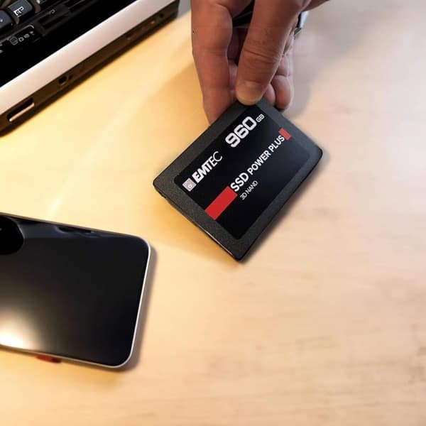 EMTEC Power Plus intern SSD-enhet - 480 GB - SATA 6 Gb/s - Stötsäker