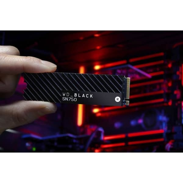 WD Black™- Intern Solid State Drive - SN750 - 500 GB - M.2 NVMe (WDS500G3XHC-00SJG0) med kylfläns