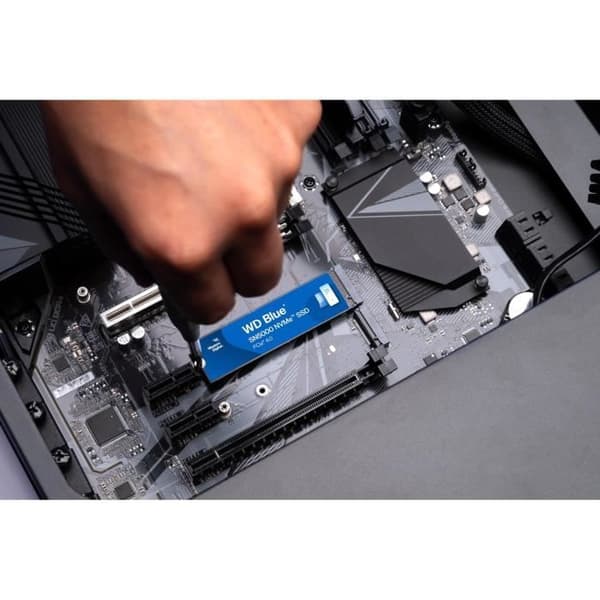 WESTERN DIGITAL - SN5000 - Intern SSD - 2 TB - WDS200T4B0E