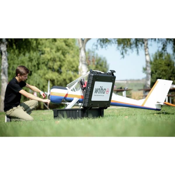 Wiha 42069 Elektriker, Hantverkare, Lärling, Professionell, VDE Verktygsväska med utrustning 113-delars (L x B x H) 625