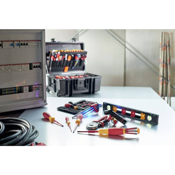 Wiha 42069 Elektriker, Hantverkare, Lärling, Professionell, VDE Verktygsväska med utrustning 113-delars (L x B x H) 625