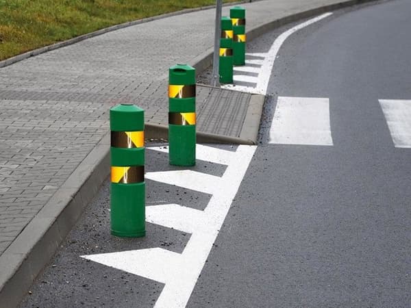Perel reflekterande tejp 5 cm x 5 m, med bikakemönster för ökad synlighet, svart/gul