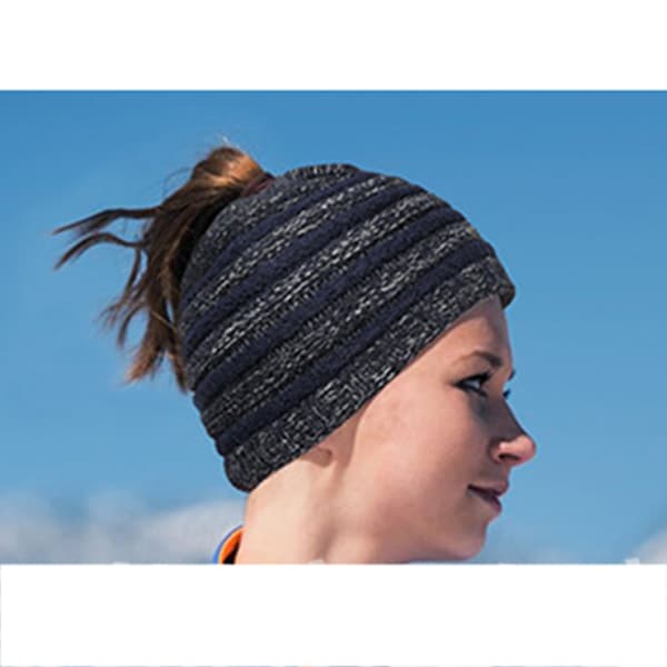 INF Naisten Stretch Knit Hat Ponytail Pipo Hatut Lämpimät Talvilakit