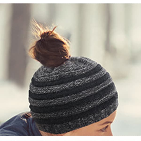 INF Naisten Stretch Knit Hat Ponytail Pipo Hatut Lämpimät Talvilakit