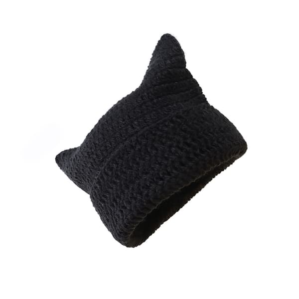 INF Leikkisä Devil Knitted Hat