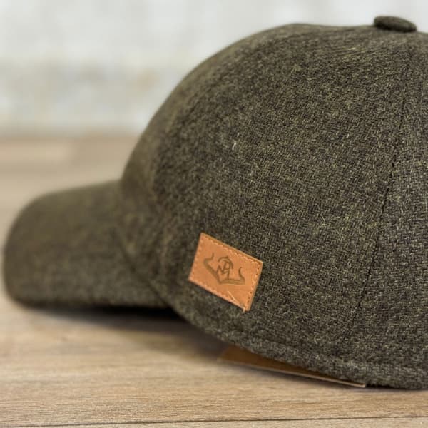 Pasion Morena Tweed Keps