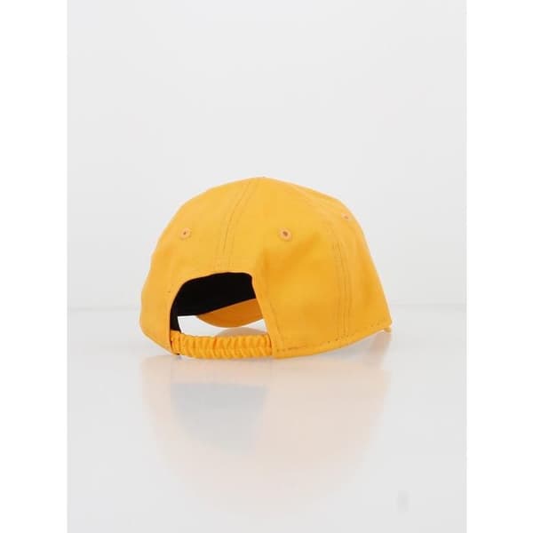 Vit barnmössa i vitt 9Forty Neyyan från New Era - Broderad logotyp - Streetwear-look