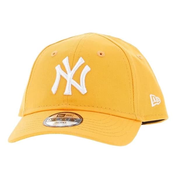 Vit barnmössa i vitt 9Forty Neyyan från New Era - Broderad logotyp - Streetwear-look