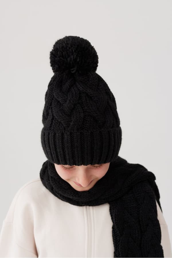 Setti hattu huivilla BRAID BLACK