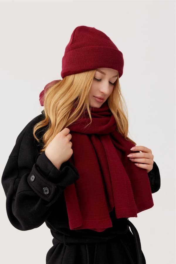 Hattu - 100% merinovillaa NAOMI - BURGUNDY