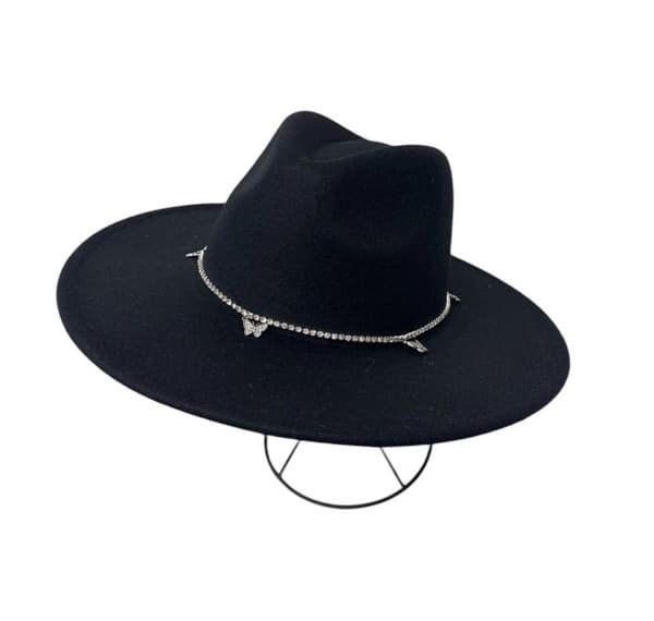 Hat in fedora style - several colors