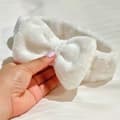 Miniatyrbild 2 av 3: Bandeau Spa för Hår i Enfärgad Mjuk Vit Fleece