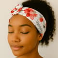 Miniatyrbild 2 av 3: Bandeau stil turban för hår i blommig bomull vit vårvit